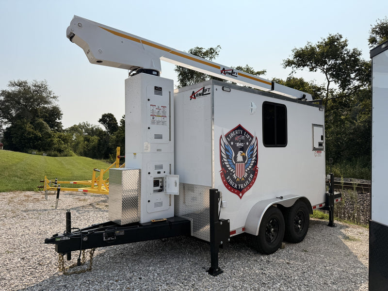 SMG TRAILERS | Self-Leveling Liberty Lift Bucket Lift Fiber Trailer | #LLB-LFT