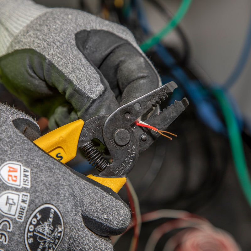 KLEIN TOOLS | Wire Stripper/Cutter, 22-30 AWG Solid Wire | #11047