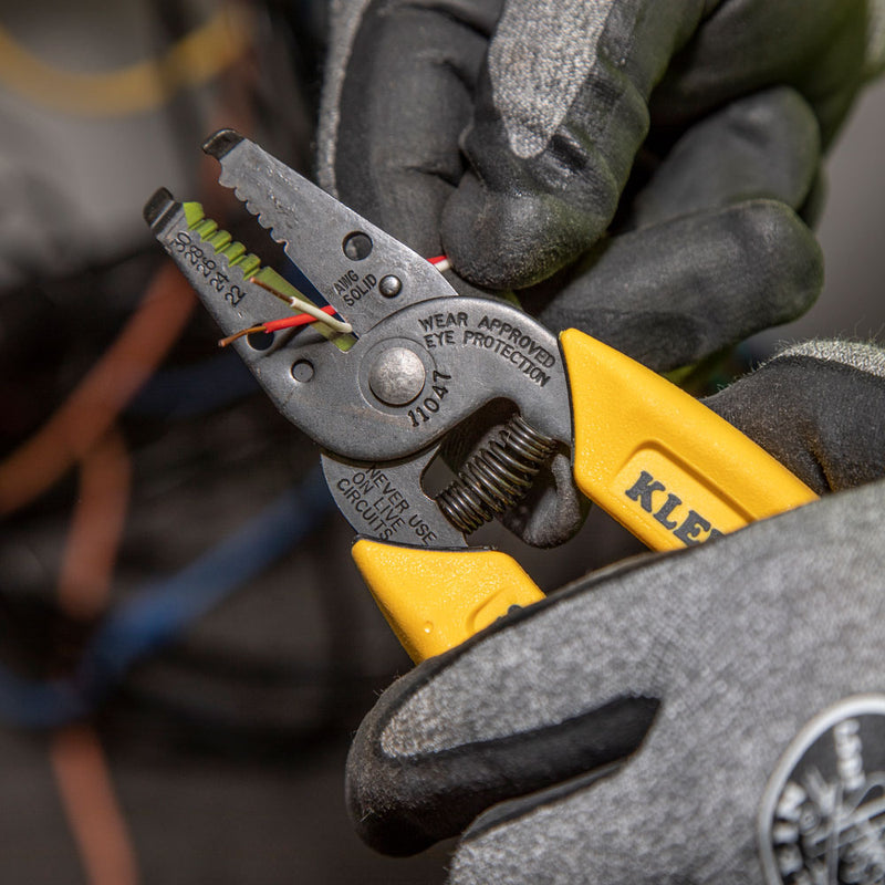 KLEIN TOOLS | Wire Stripper/Cutter, 22-30 AWG Solid Wire | #11047