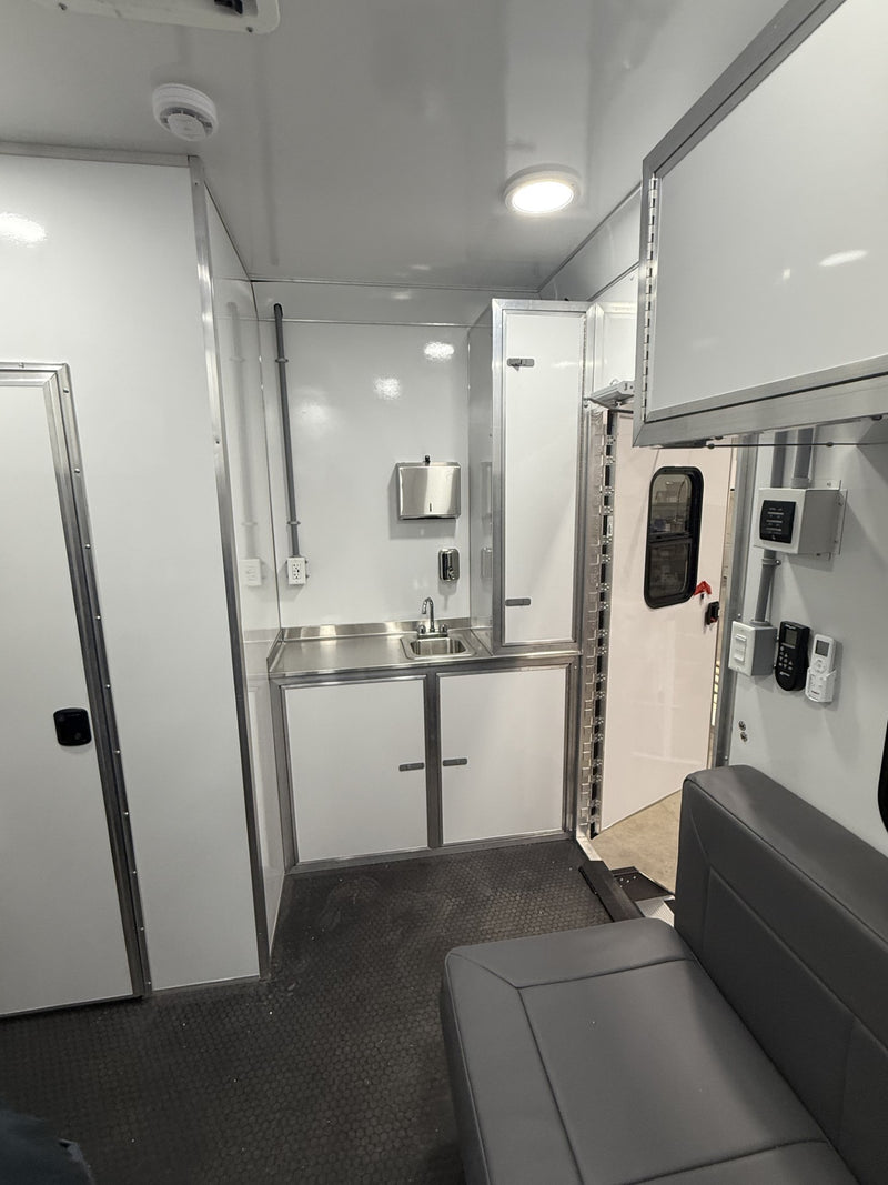 SMG TRAILERS | 8.5x24 IMAT Mobile Command & Disaster Relief Trailer | #COMM-IMAT