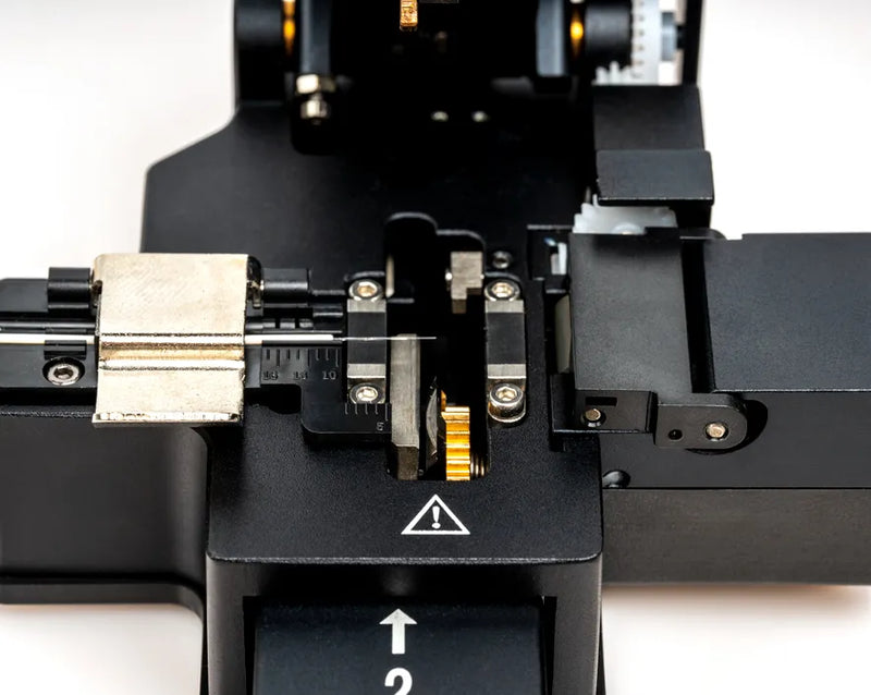 JONARD | One Step Fiber Optic Cleaver with Auto-Rotating Blade | #FC-600