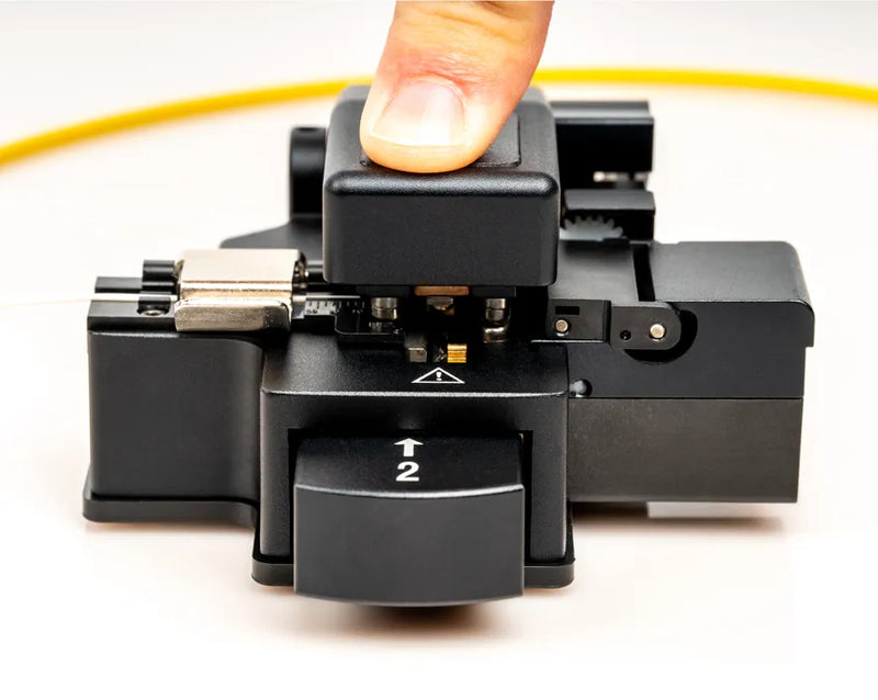 JONARD | One Step Fiber Optic Cleaver with Auto-Rotating Blade | #FC-600