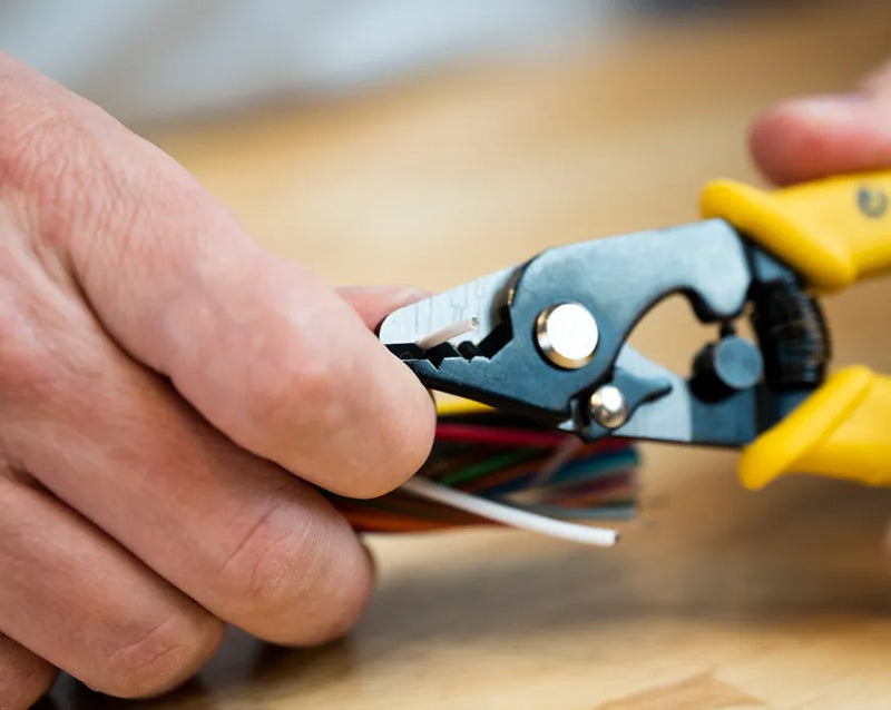 JONARD | Fiber Optic Stripper, Three Hole | #JIC-375