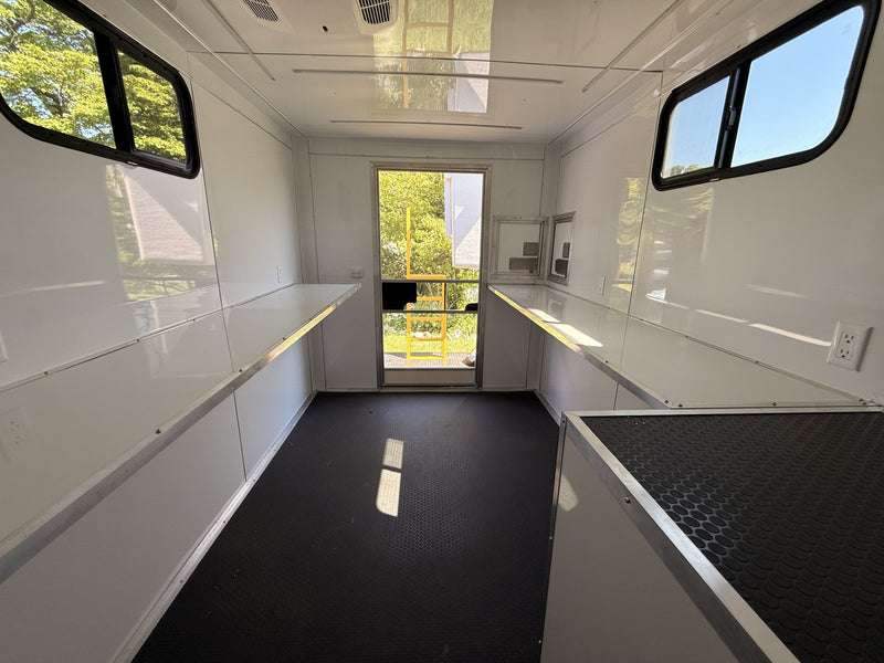 Self-Leveling Liberty Lift Bucket Lift Fiber Trailer | #LLB-LFT