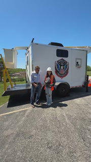 SMG TRAILERS | Self-Leveling Liberty Lift Bucket Lift Fiber Trailer | #LLB-LFT